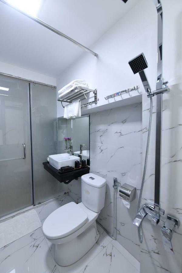 Hanoi Elpis Grand Hotel Buitenkant foto
